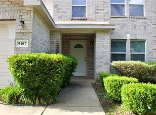 9107 Prairie Bluff Dr, Dallas, TX 75227