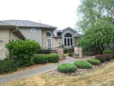 1st image of 9430 Peacock Ln
