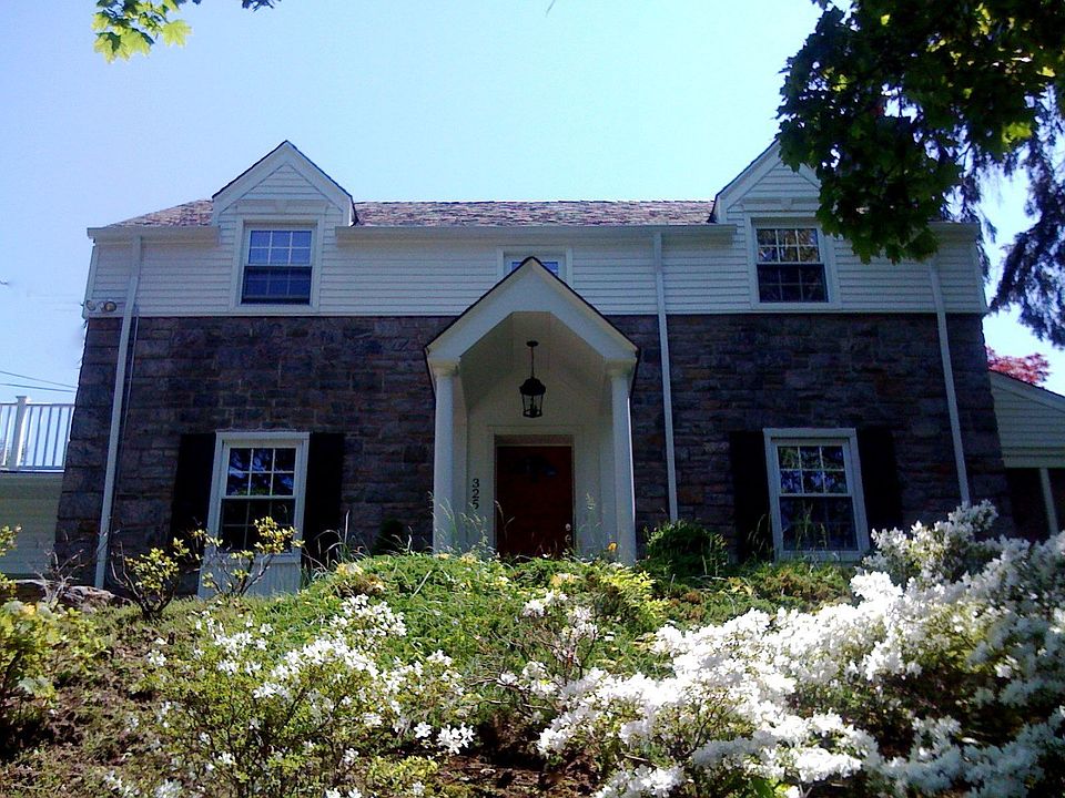 1st image of 325 Crestwood Ave