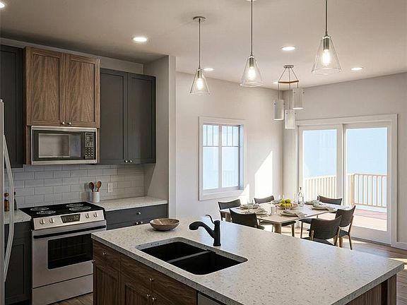 3rd image of 667 Henry Dayday ROAD