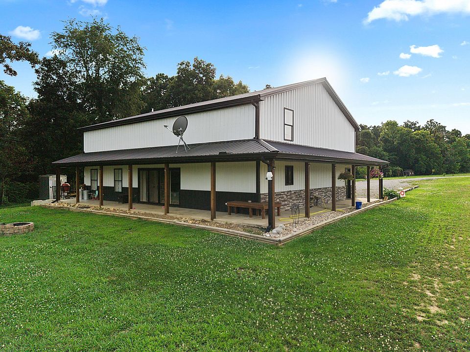 1st image of 1923 Bush Rd