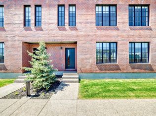 8155 W 8th Ave SW #512, Calgary, AB T3H0R6