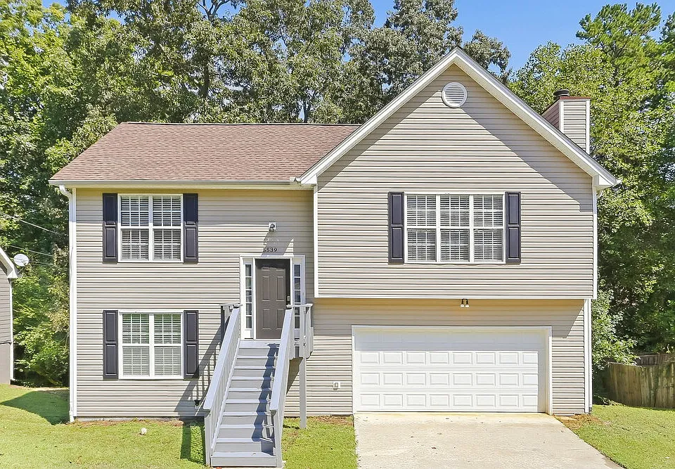 5539 Princeton Oaks Ln