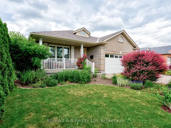 114 Hossie Ter, Stratford, ON N5A 8B6