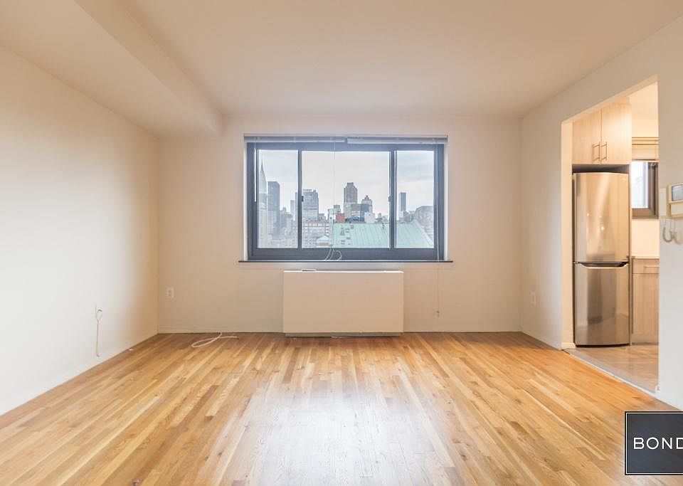 1st image of 230 E 30th St APT 15D
