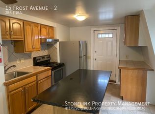 15 Frost Ave FLOOR 2, Warwick, RI 02888