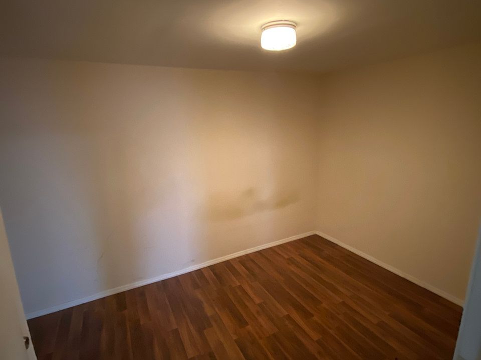 2nd image of 337 49th St #3