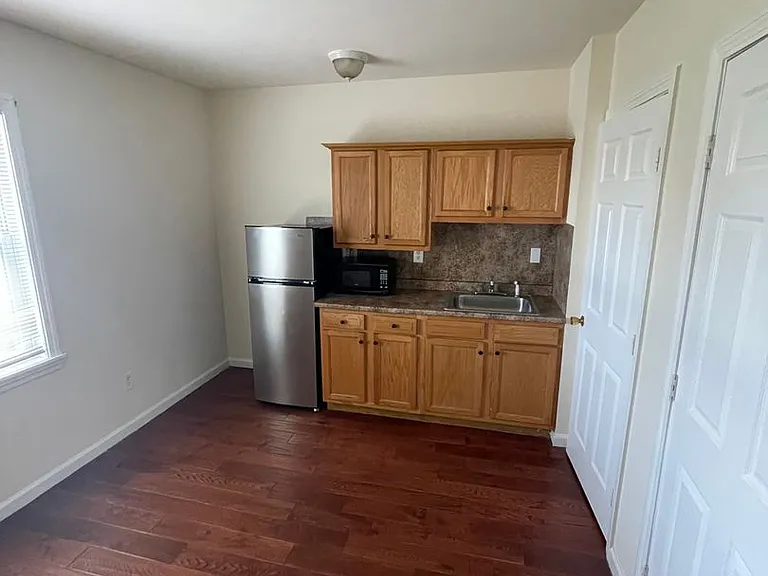 55 Highland Ave — Photo 6