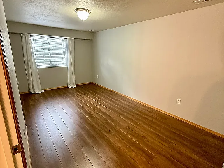 1268 W Bentwood Loop — Photo 20
