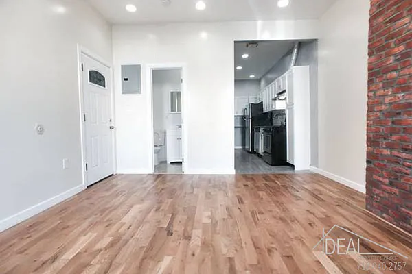 Rented by Ideal Properties Group | media 4