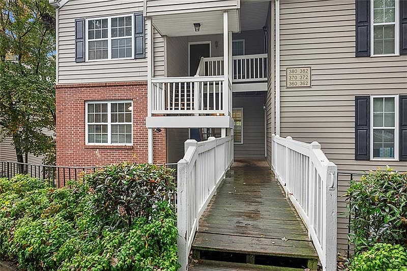 1st image of 370 Teal Ct