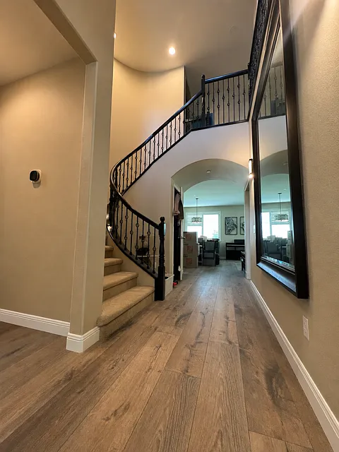 4 bed, 3.5 bath, 2834 sqft, $5,500 — Photo 2