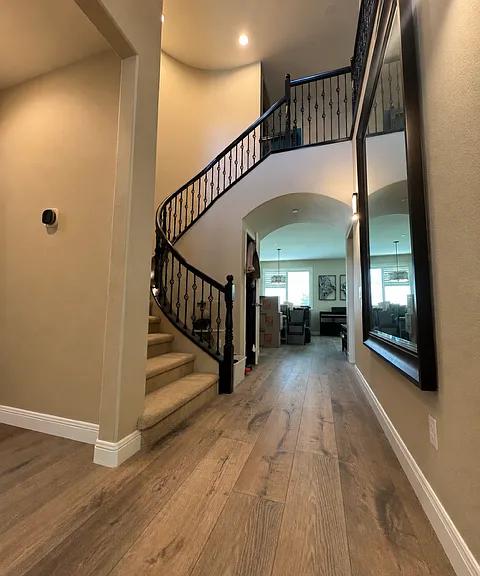 1338 Pyramid Peak St — Photo 2
