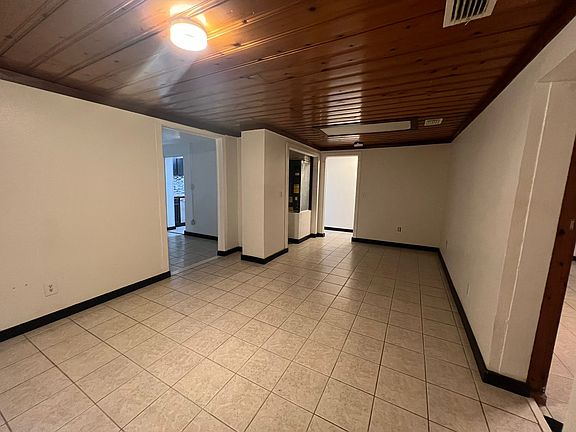 5th image of 2638 NW 8th Ave #1