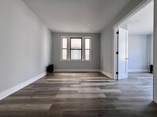 Rented by Keller Williams NYC | media 23