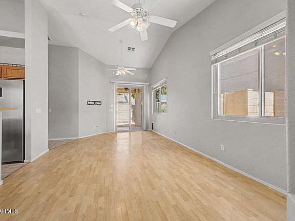 4th image of 9030 E GLADE Avenue