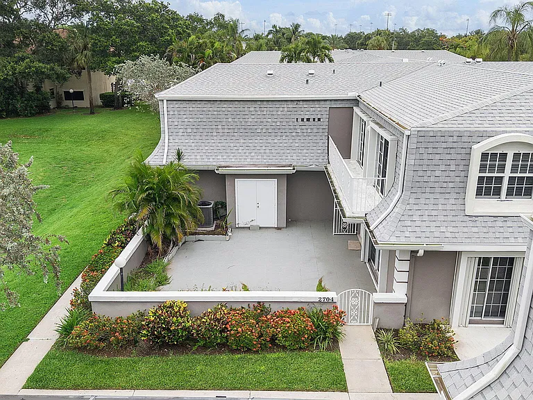 2704 Vision Dr — Photo 37
