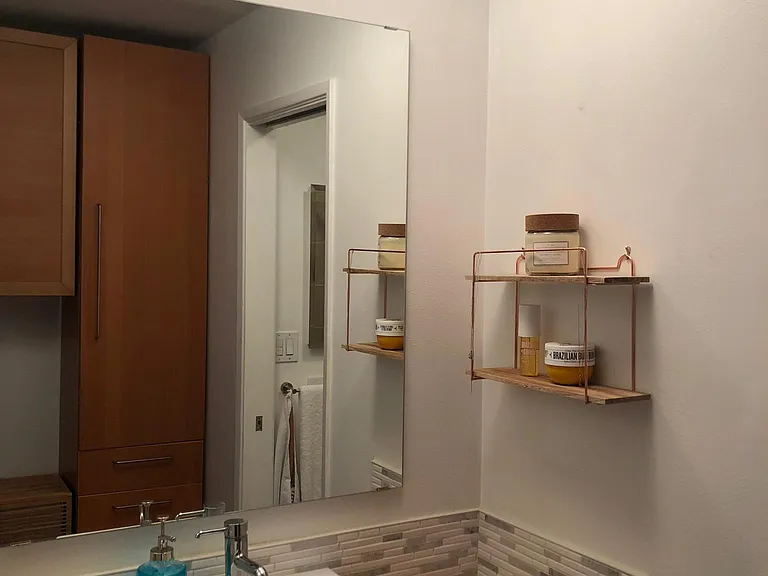 964 Larrabee St #205 — Photo 13