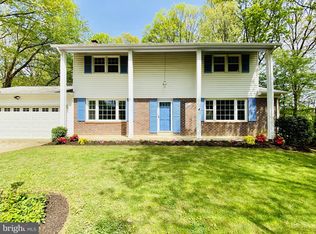 6927 Conservation Dr, Springfield, VA 22153