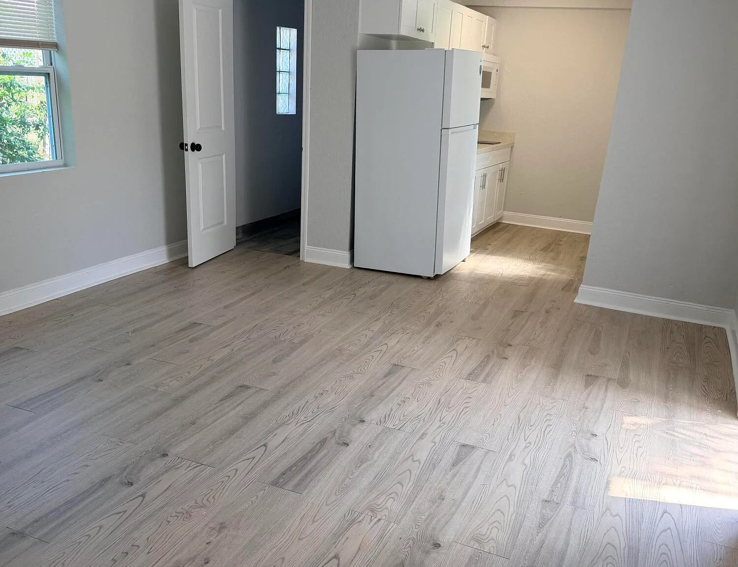 1 bed, 1.0 bath, 1230 sqft, $1,350 — Photo 1