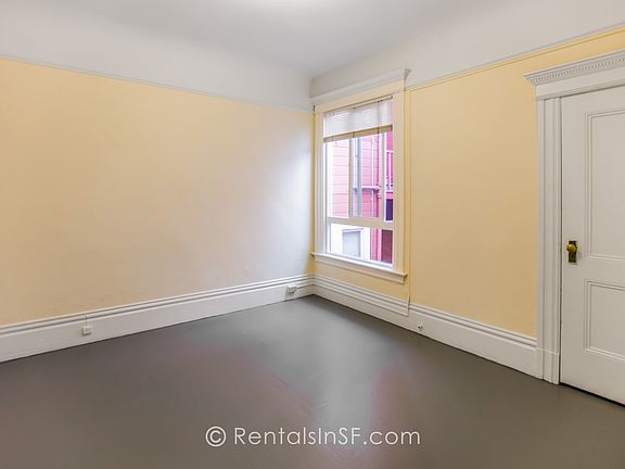3rd image of 1084 Jackson St