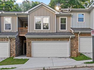 2594 Mills Commons Dr, Decatur, GA 30034