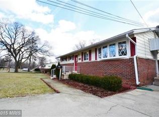 4423 Roundhill Rd, Alexandria, VA 22310