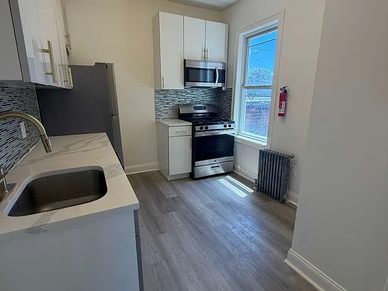 6000 Palisade Ave #8 — Photo 3