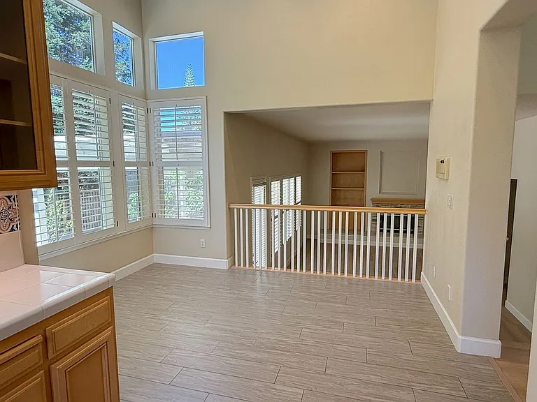 1197 Eagle Valley Ct — Photo 8