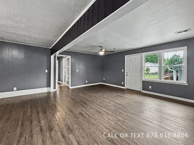560 Lee Byrd Rd #A — Photo 8