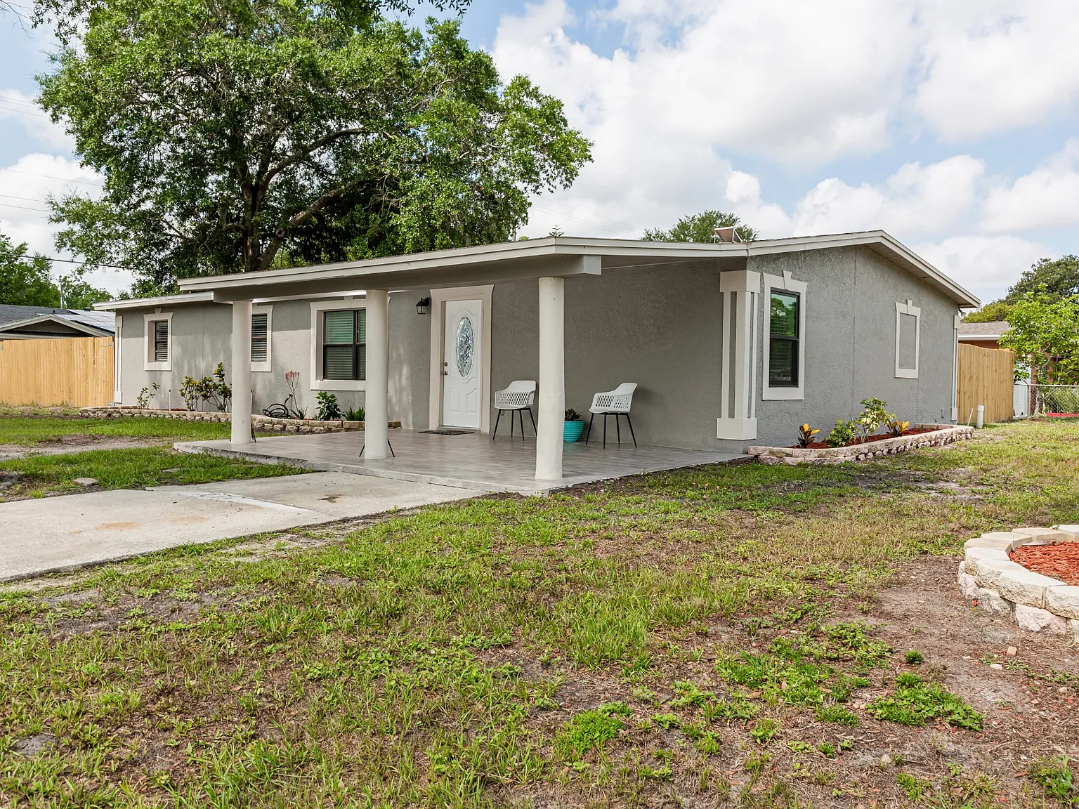 4 bed, 1524 sqft, $2,300 — Photo 2