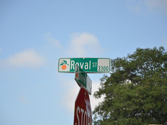 5th image of 3343 Royal St