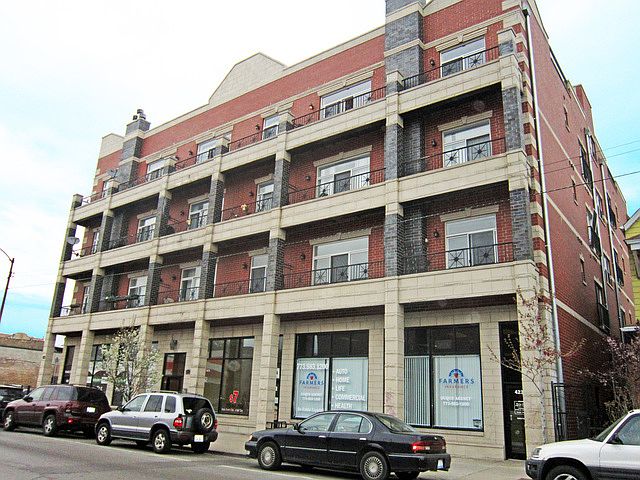 1st image of 4231 N Kedzie Ave #4-F