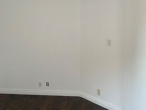 2nd image of 14558 Whittier Blvd