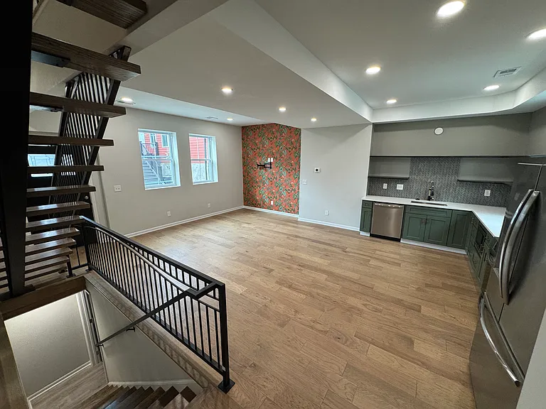 847 Blossom Way — Photo 5