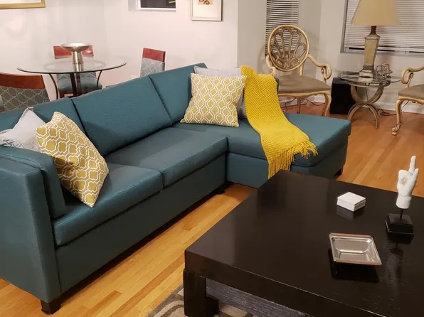 6558 S Greenwood Ave #2, Chicago, IL 60637