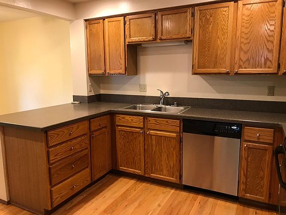 5th image of 24314 SE 41st Ln #28