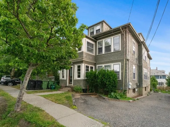 38-40 Pequossette St, Watertown, MA 02472