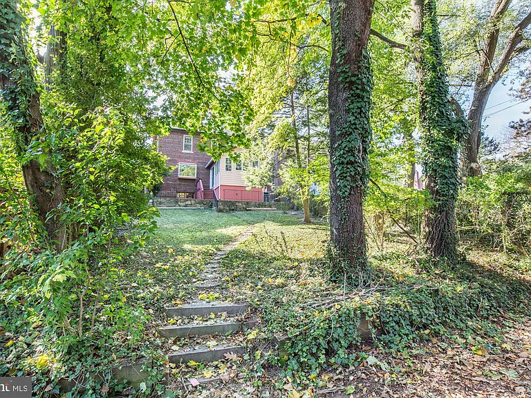 5539 30th Pl NW — Photo 34