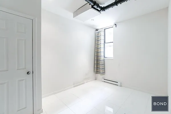 Rented by Bond New York | media 8