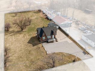 4590 Walker Rd, Windsor, ON N8W5V6