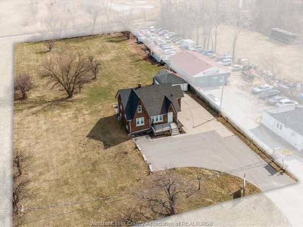 4590 Walker Rd, Windsor, ON N8W 5V6