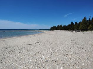 Mrs Reddings Trl, Beaver Island, MI 49782