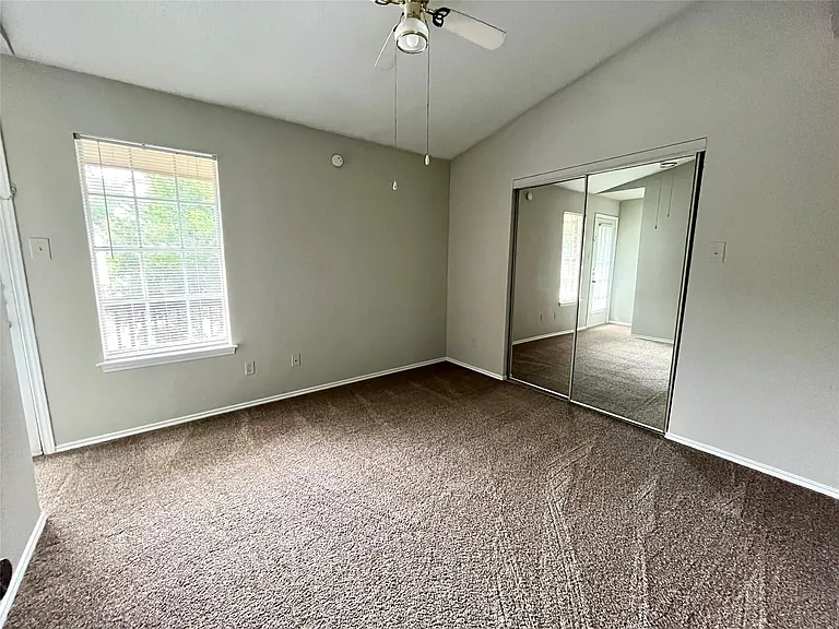 1841 River Crossing Cir #B — Photo 10