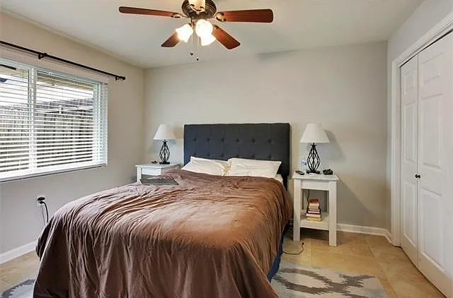 6416 Orleans Ave — Photo 9