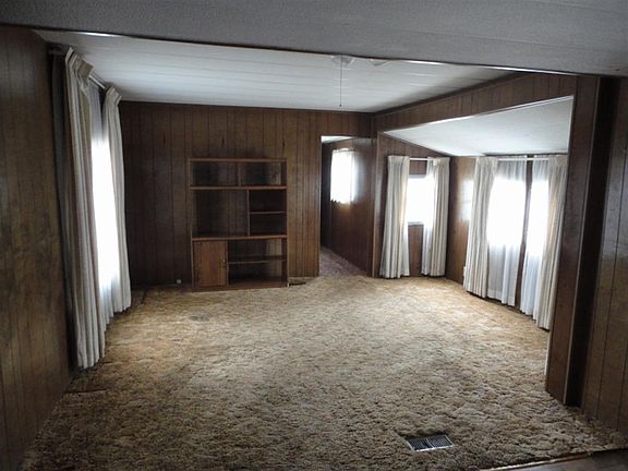 5th image of 13516 W 13th Ave