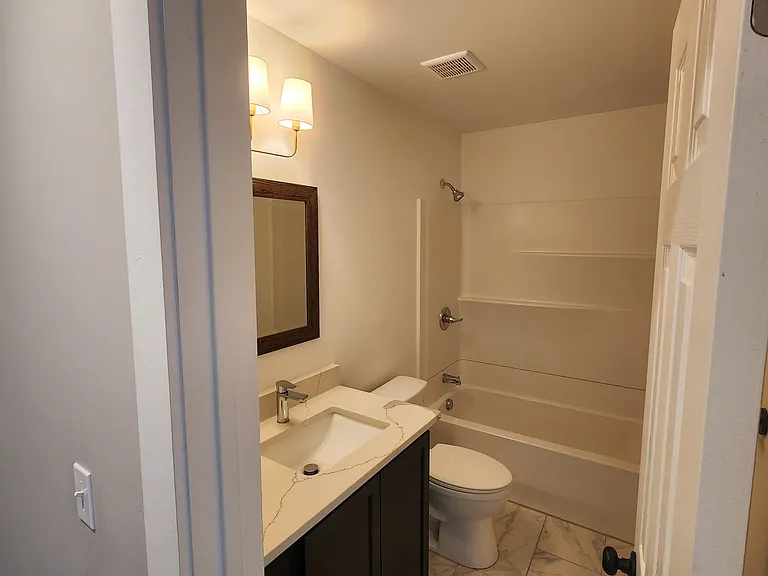 22174 Brookfield Dr — Photo 10