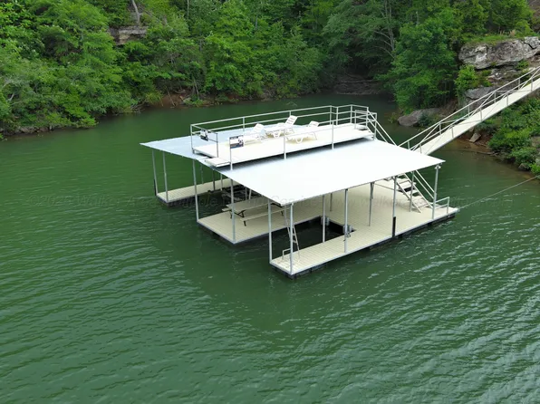 267 Rollins Ridge Rd, Jasper, AL 35503