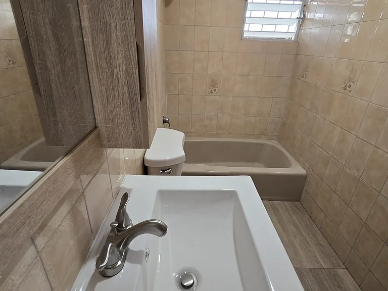 107 Nunez Romeau — Photo 8