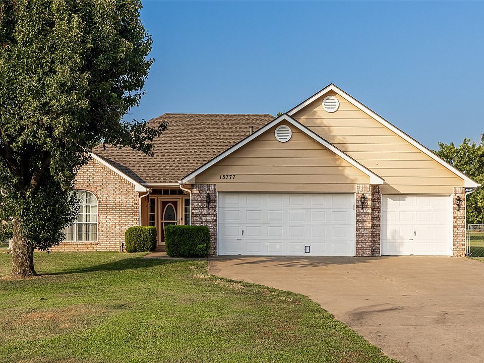 1st image of 15777 S Canyon Oaks Ln